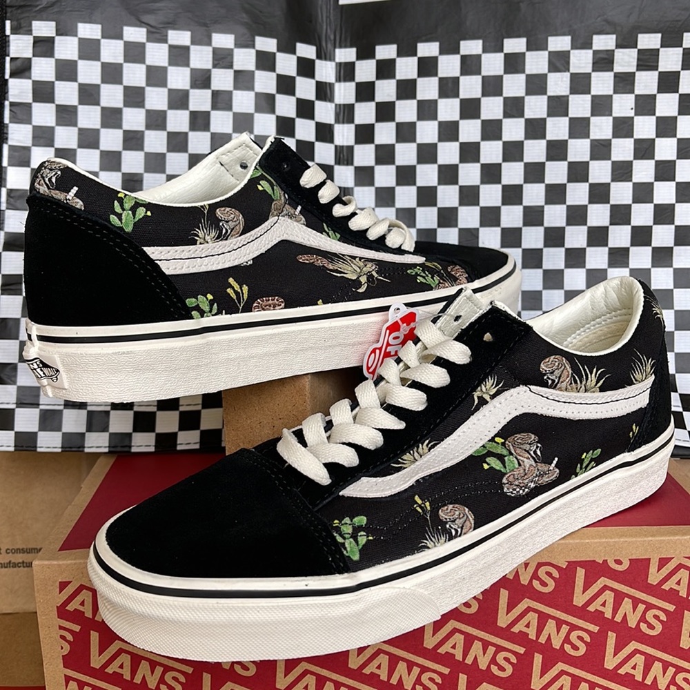 Vans WMNS Old Skool Desert Snake/Black sneakers - Picture 9 of 16
